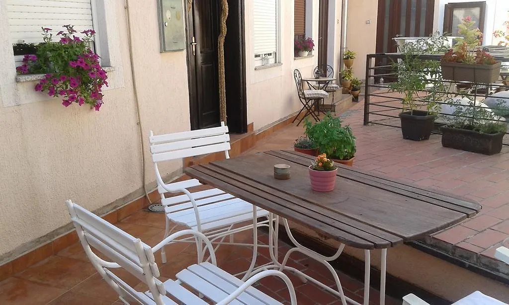 Chincha Apartment Pula 0*,  Croatia